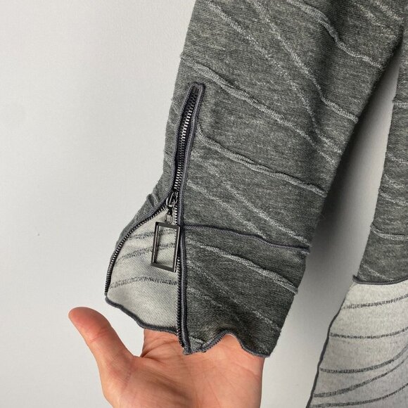 IC Connie K Artsy Tunic Top Womens Large Gray Asymmetrical Zip Sleeves - Picture 4 of 10